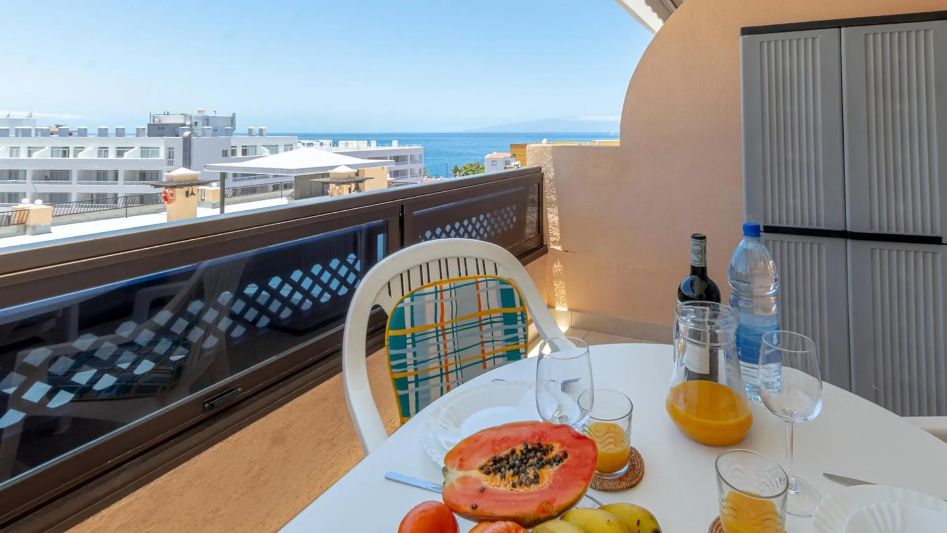 Beautiful Sunset Apt By Dream Homes Tenerife Puerto de Santiago