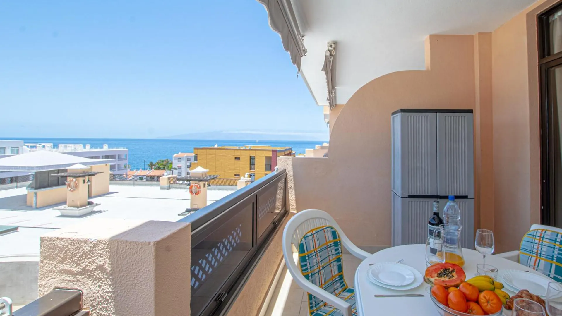Beautiful Sunset Apt By Dream Homes Tenerife Puerto de Santiago