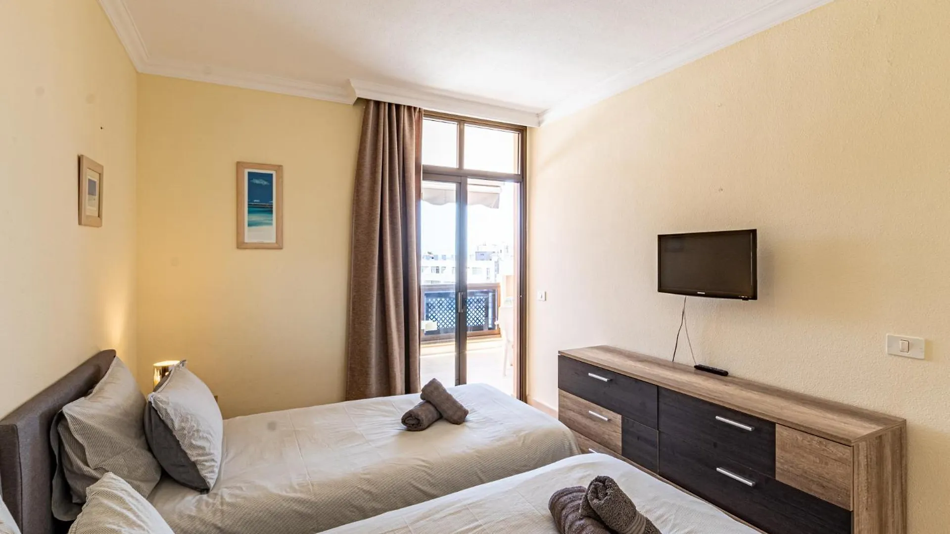Beautiful Sunset Apt By Dream Homes Tenerife Puerto de Santiago  0*, Puerto de Santiago (Tenerife) Spain